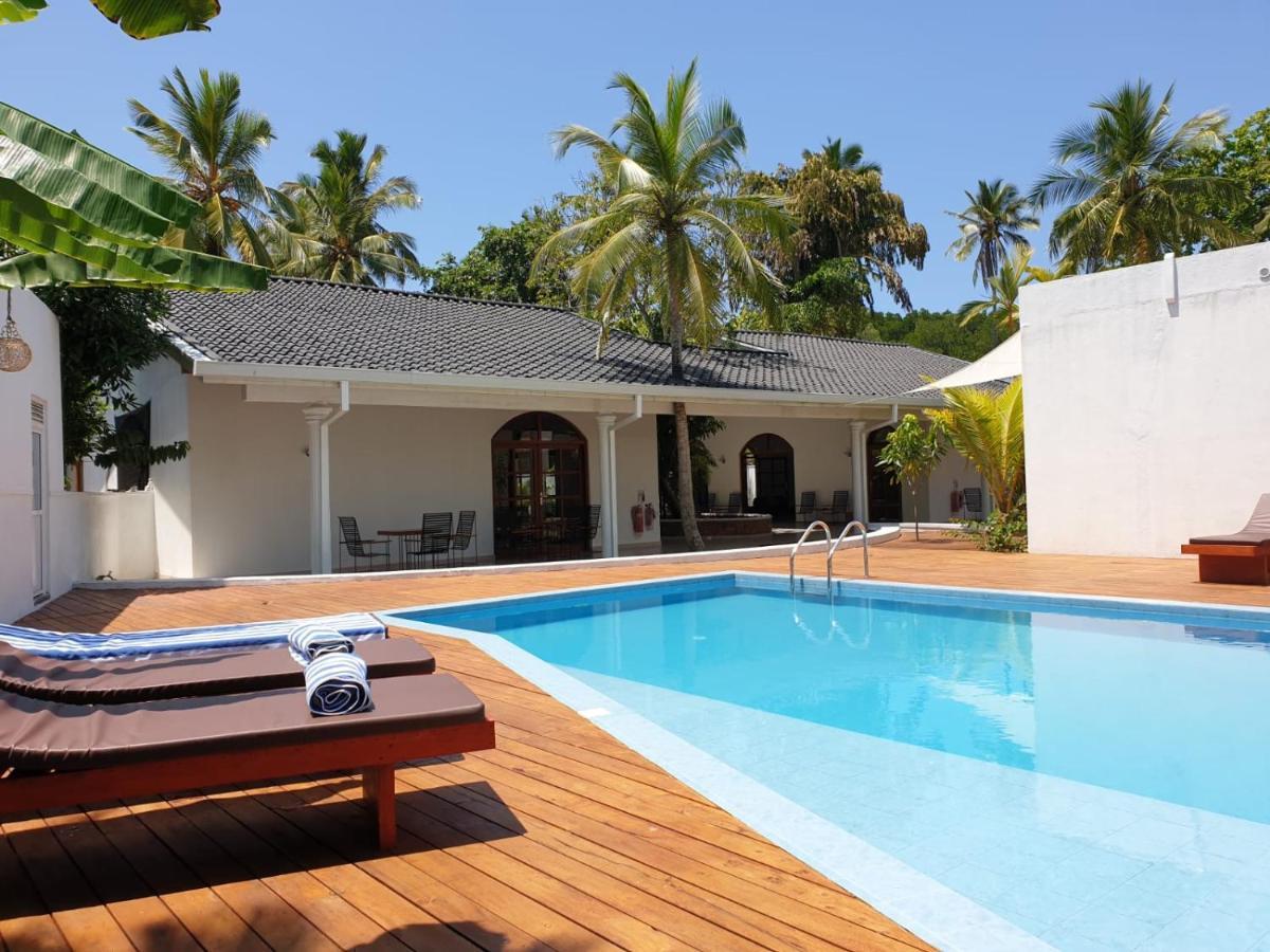 Bella Vita Aluthgama Exterior photo